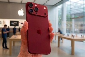 Apple змінює графік: базовий iPhone 18 можуть перенести на 2027 рік фото