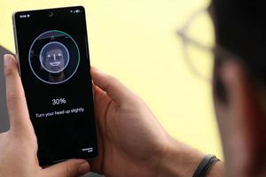 Samsung готує революцію: Galaxy S27 Ultra може отримати розпізнавання обличчя рівня Face ID фото
